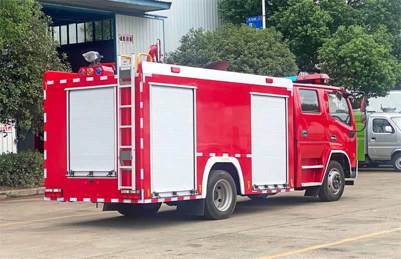 消防车科普：不只是“会喷水的红卡车”
